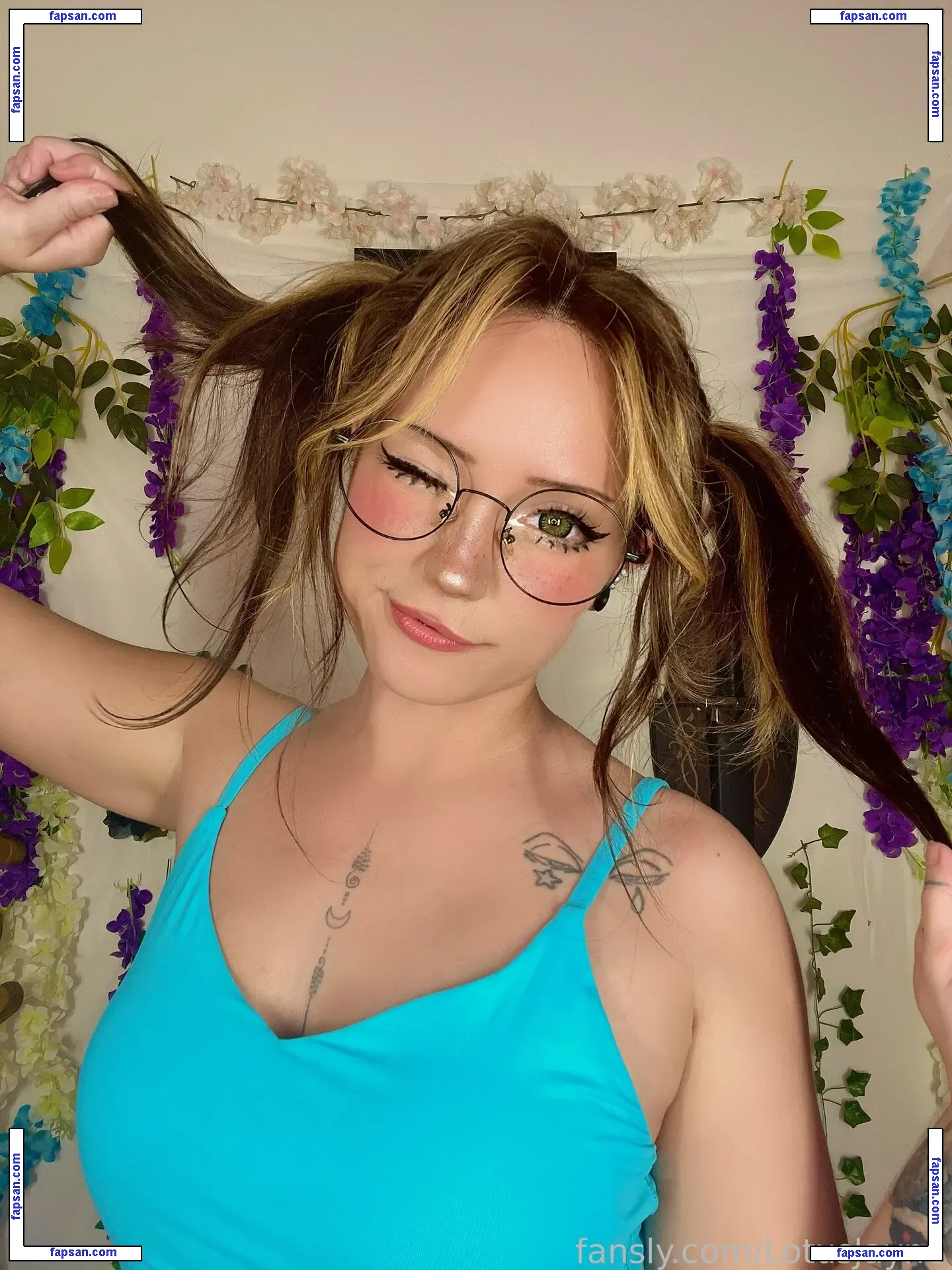 LotusJayne голая фото #0090 с Онлифанс