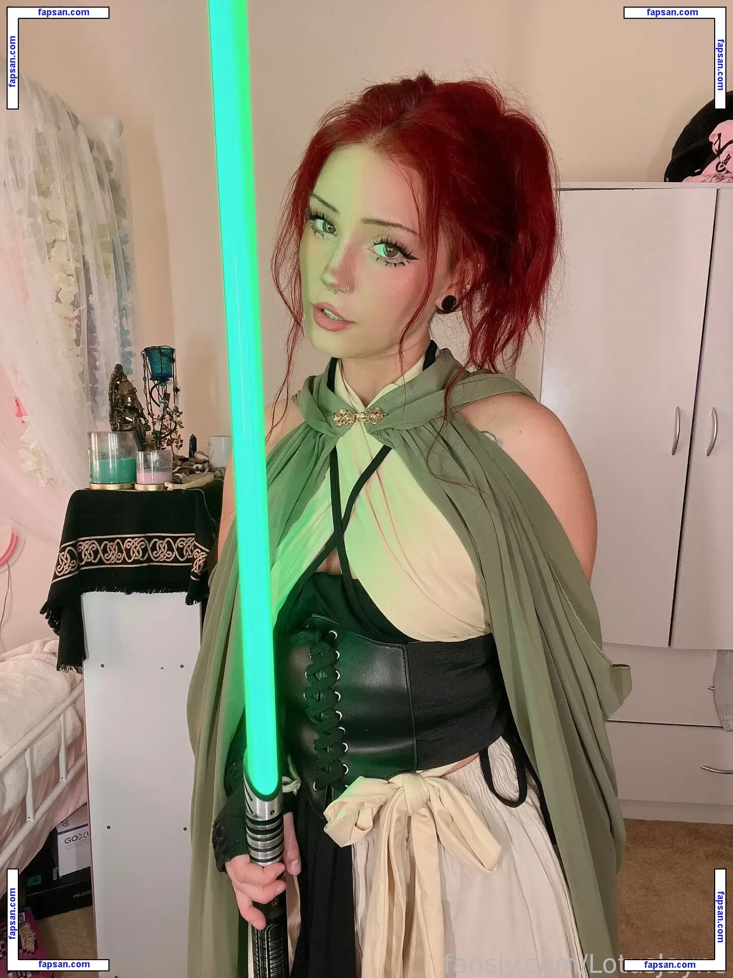 LotusJayne голая фото #0107 с Онлифанс