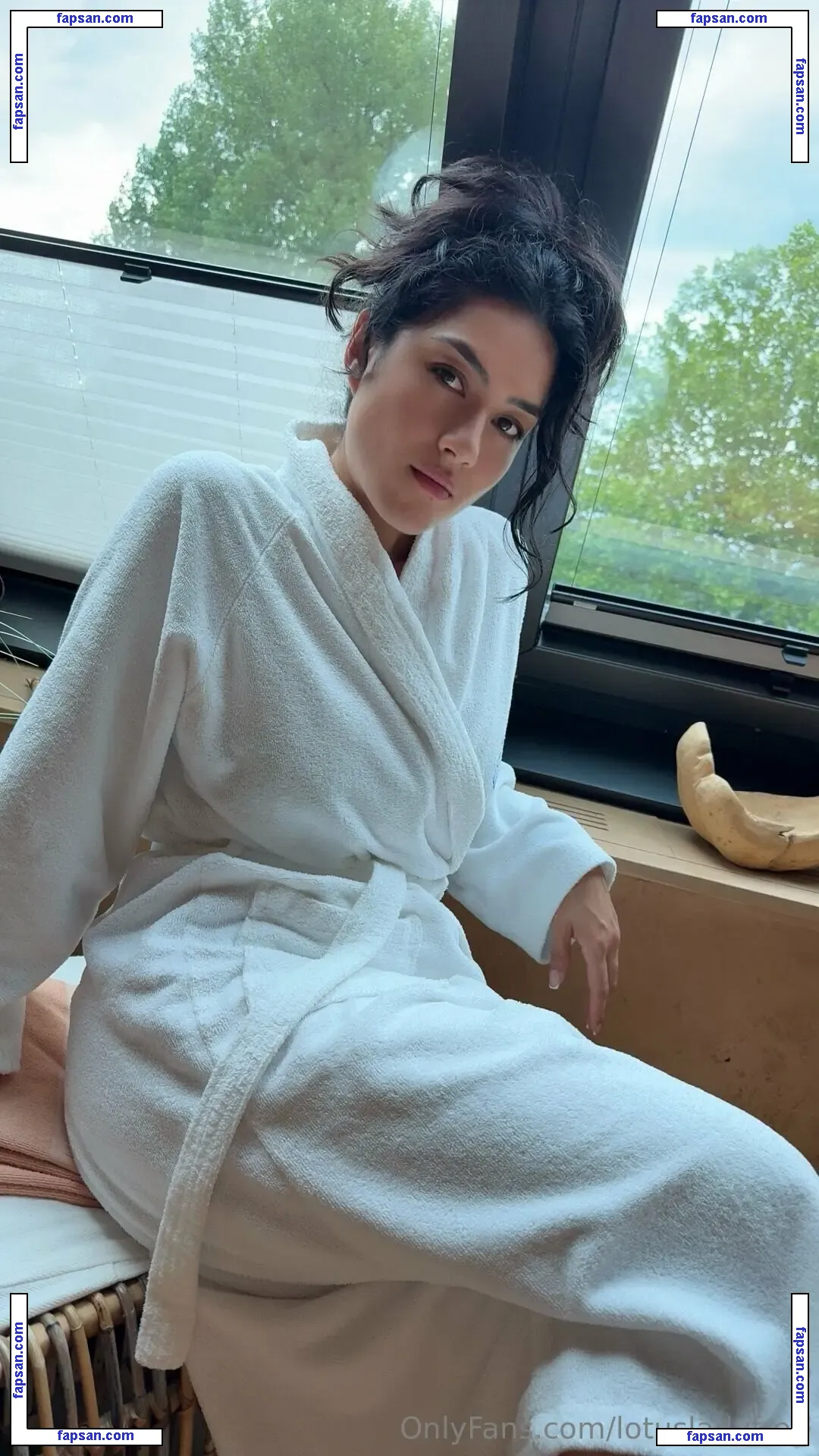 lotusladyfree nude photo #0002 from OnlyFans