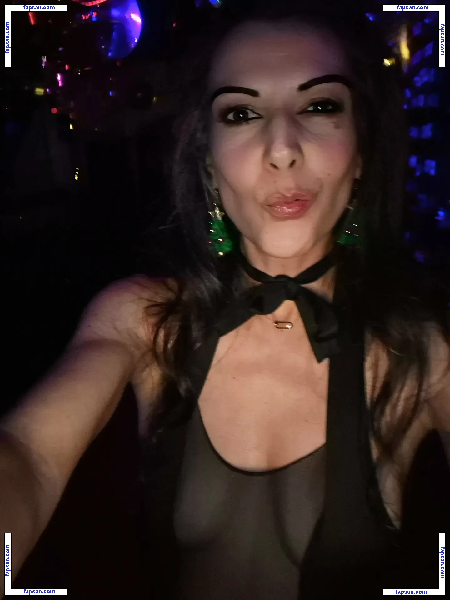 Lou Charmelle голая фото #0102 с Онлифанс