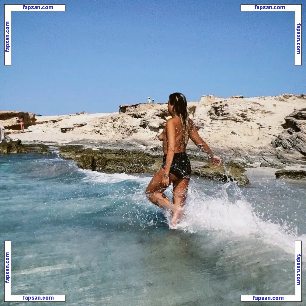 Lou Clemente Jacques nude photo #0030 from OnlyFans