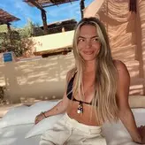 Louisa Johnson голая #0386