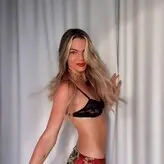 Louisa Johnson голая #0411