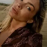 Louisa Johnson голая #0431