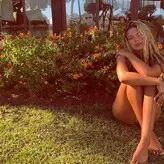 Louisa Johnson голая #0472