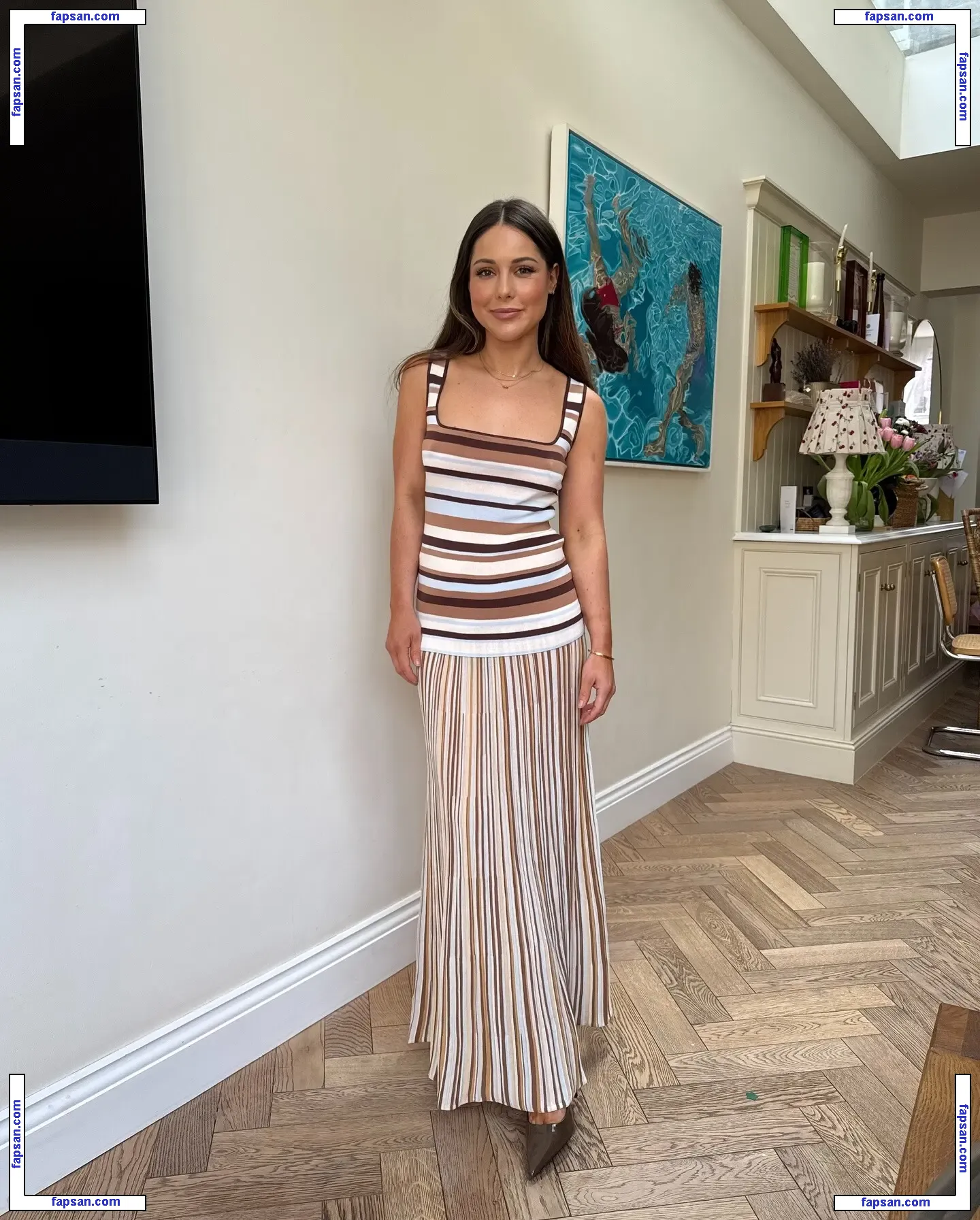 Louise Thompson nude photo #0152 from OnlyFans