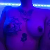 loveaxlgnr nude #0038