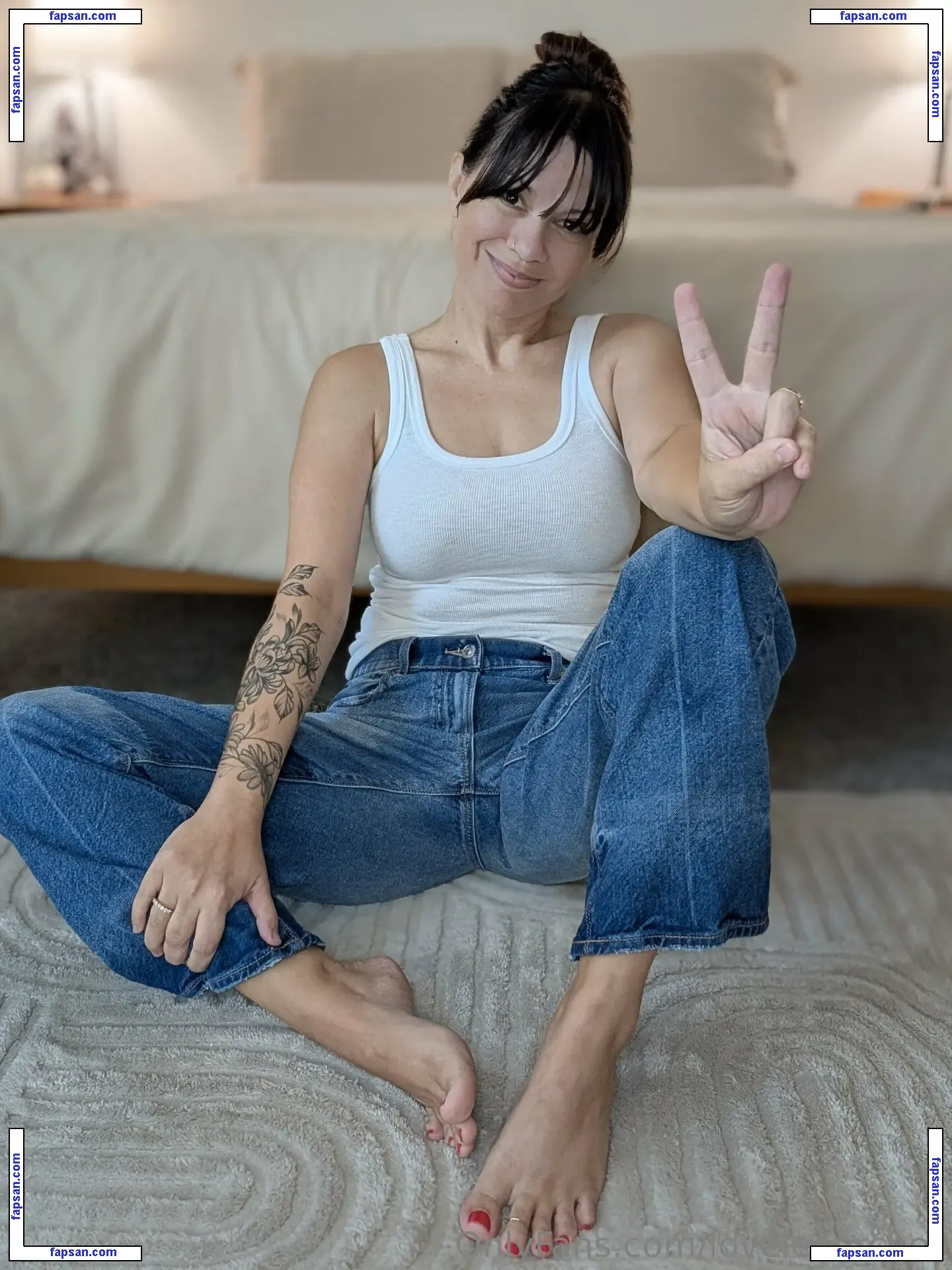 loveleearches nude photo #0096 from OnlyFans