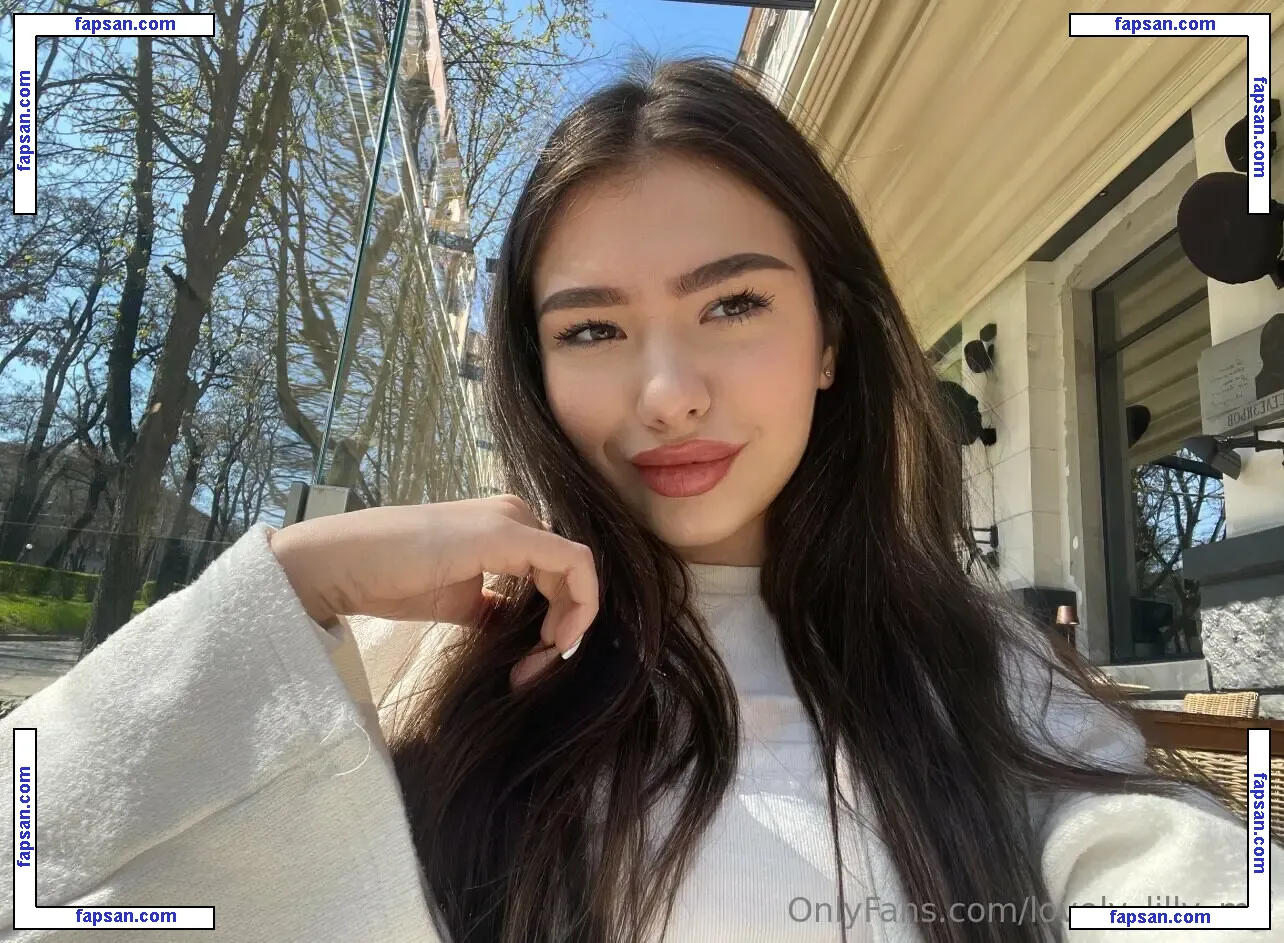 lovely_lilly_me nude photo #0001 from OnlyFans