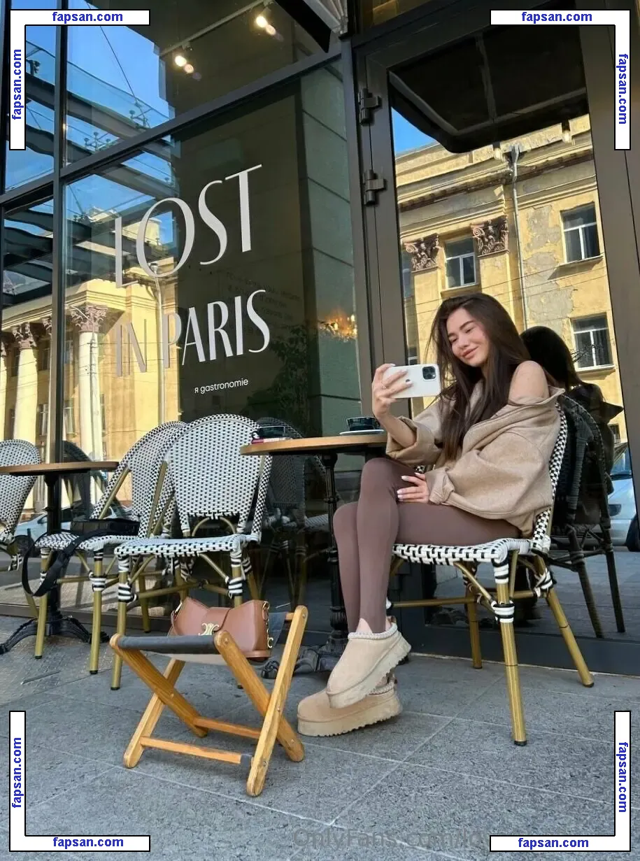 lovely_lilly_me nude photo #0015 from OnlyFans