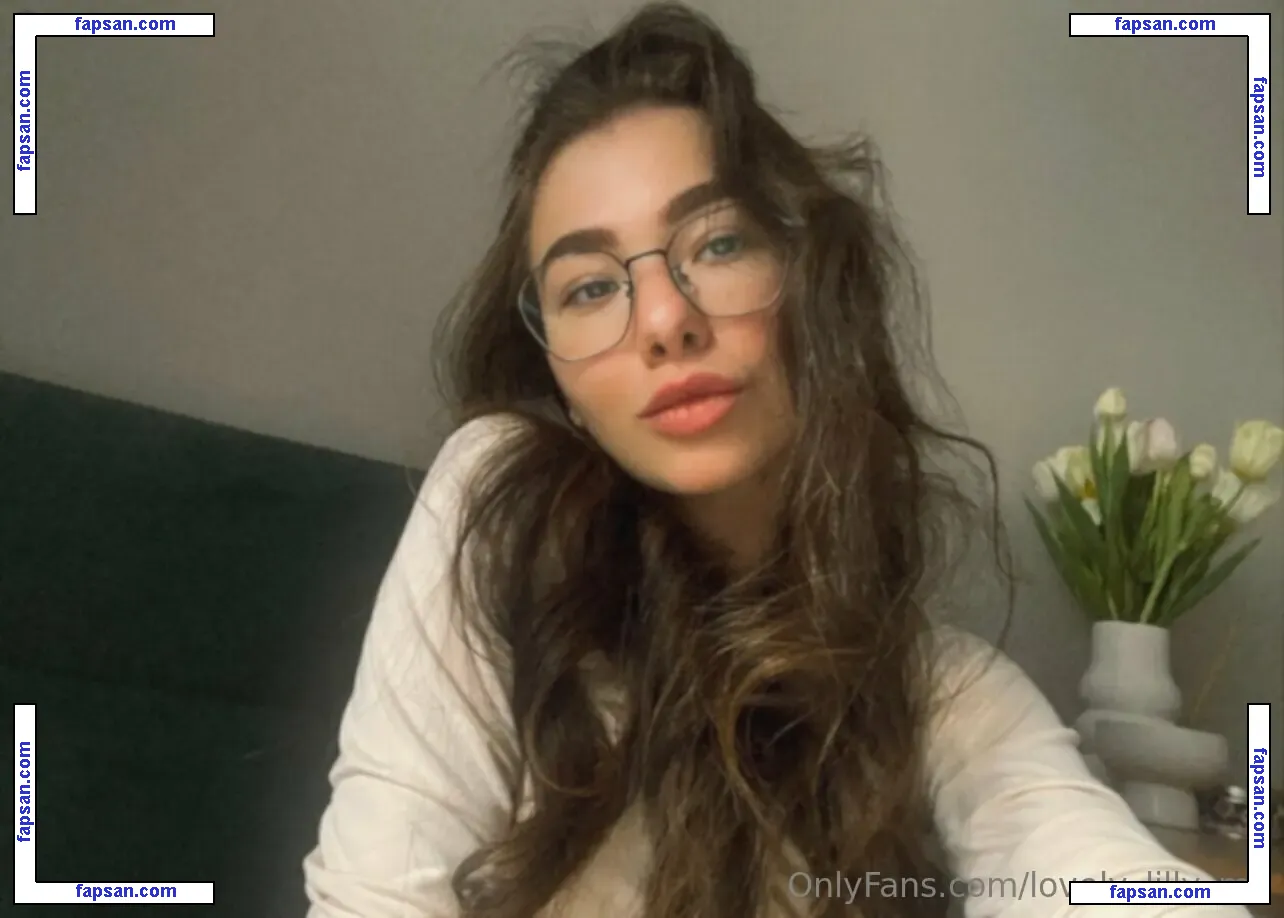 lovely_lilly_me nude photo #0023 from OnlyFans