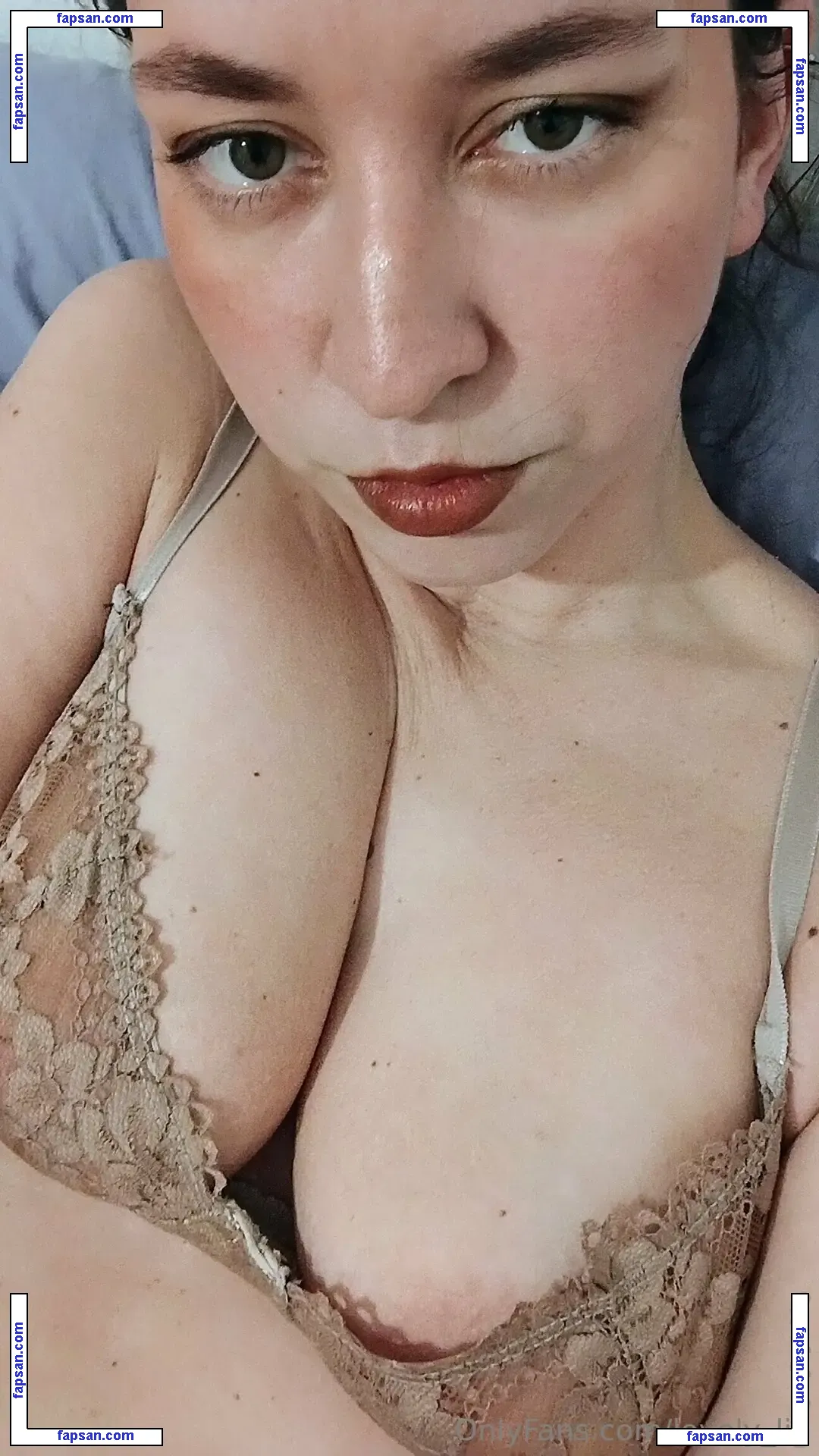 lovely_lin nude photo #0006 from OnlyFans