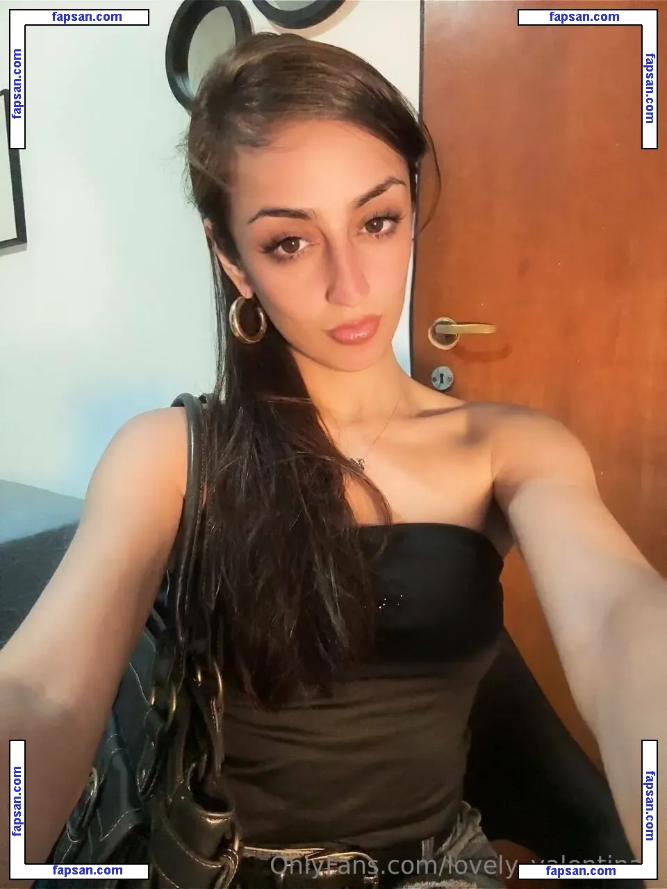 lovely_valentinaa nude photo #0007 from OnlyFans