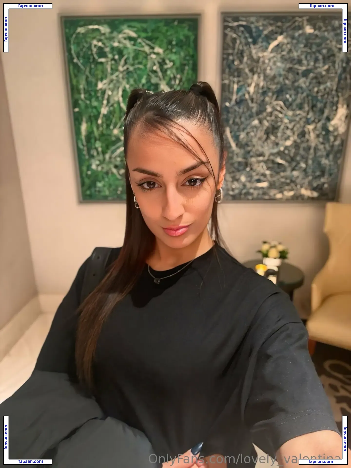 lovely_valentinaa nude photo #0026 from OnlyFans