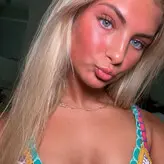 Lovelyaveryyy голая #0001