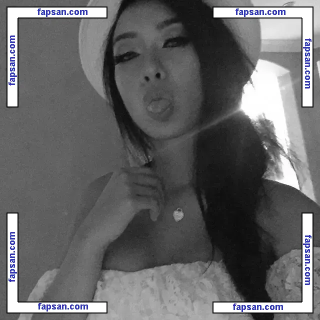 Lovelynnc голая фото #0006 с Онлифанс