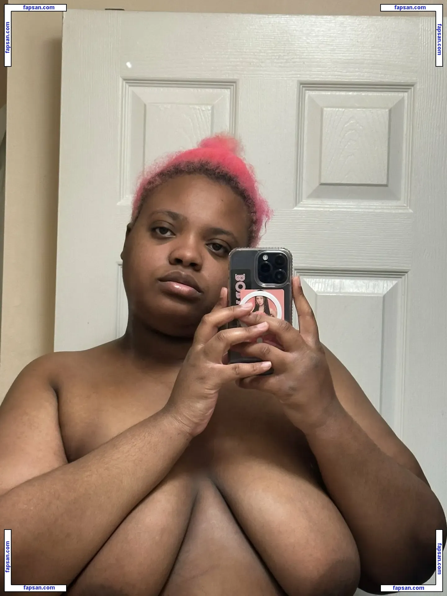 Lovelypeaches nude photo #0009 from OnlyFans