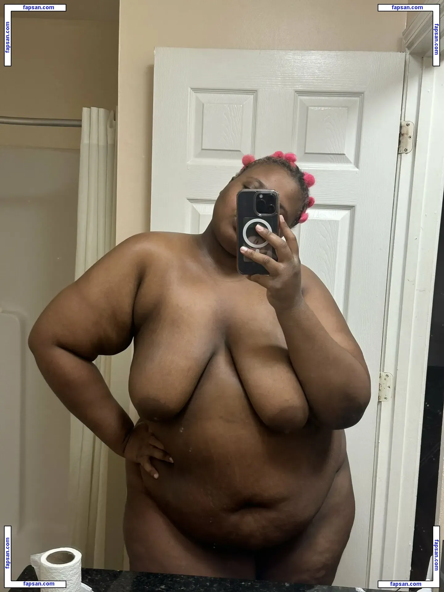 Lovelypeaches nude photo #0013 from OnlyFans