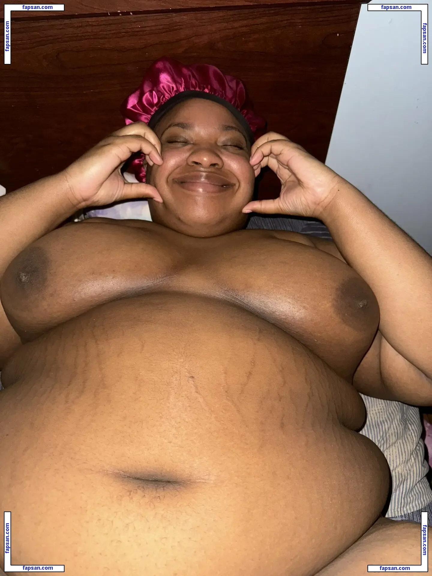 Lovelypeaches nude photo #0023 from OnlyFans
