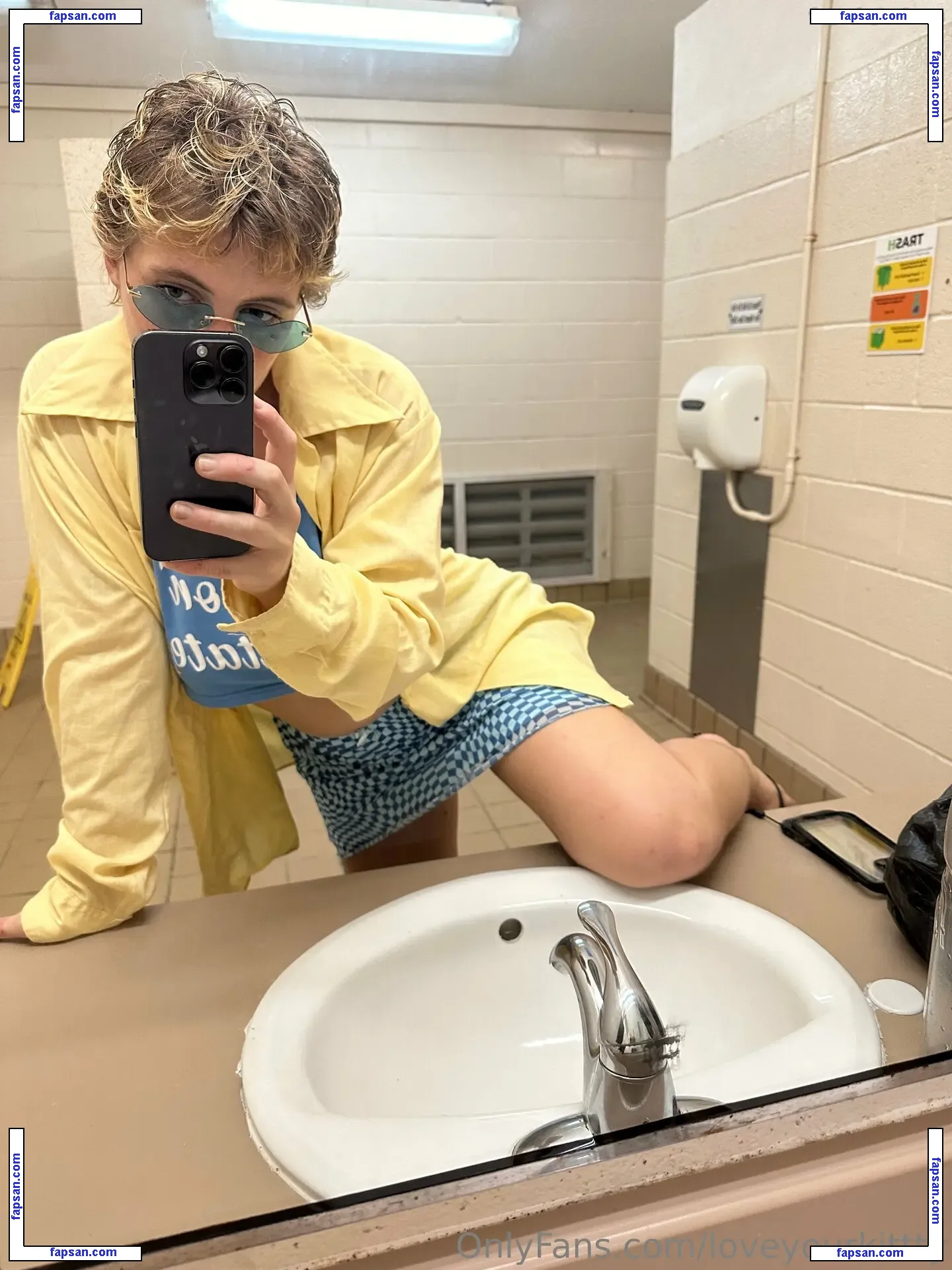 loveyourkittty nude photo #0007 from OnlyFans