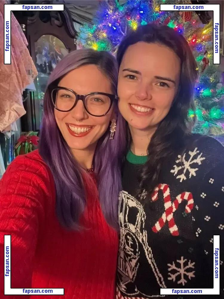 Lowco голая фото #0088 с Онлифанс