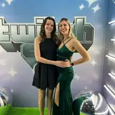 Lowco голая #0084