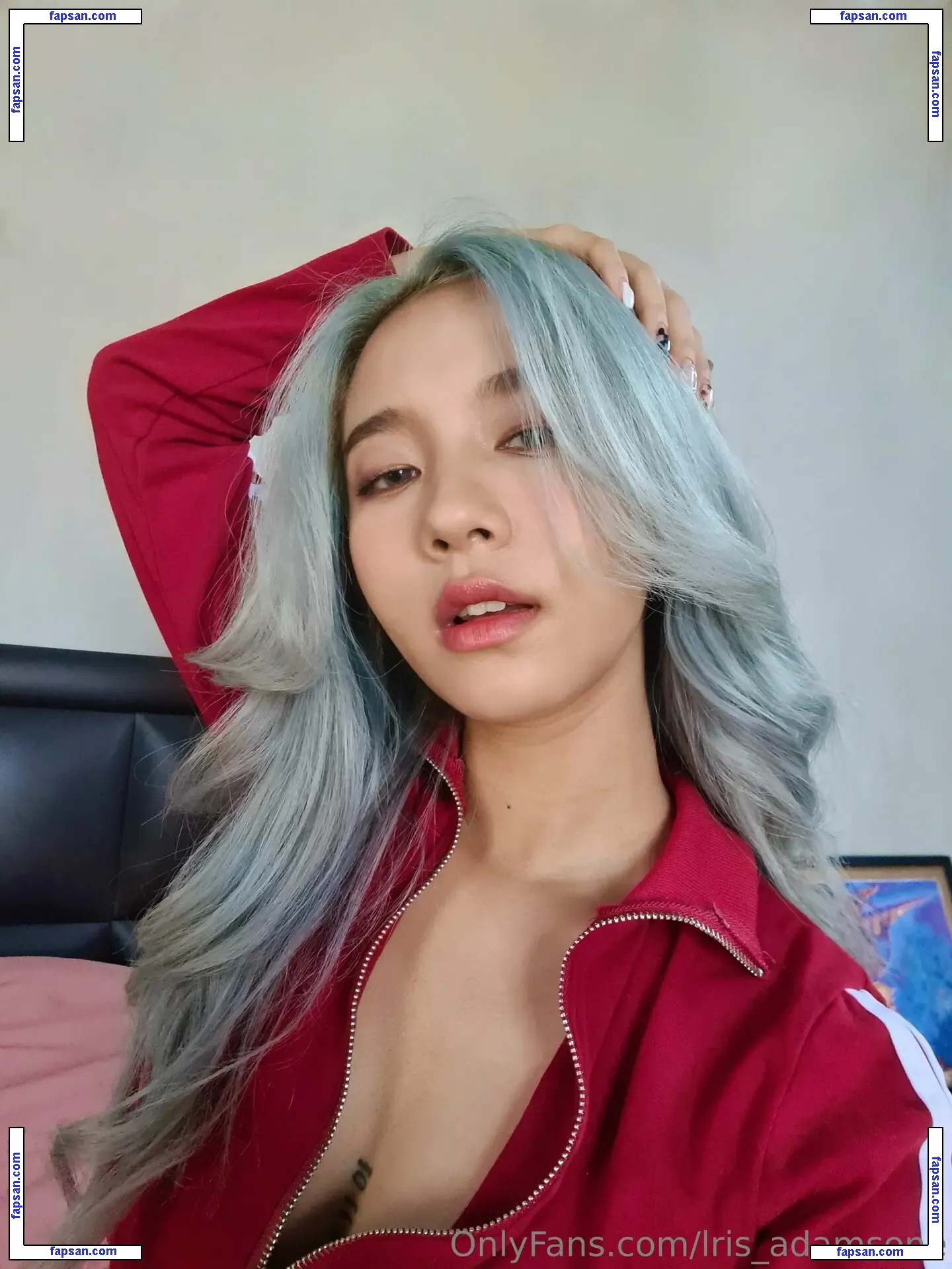 lris_adamsone nude photo #0006 from OnlyFans