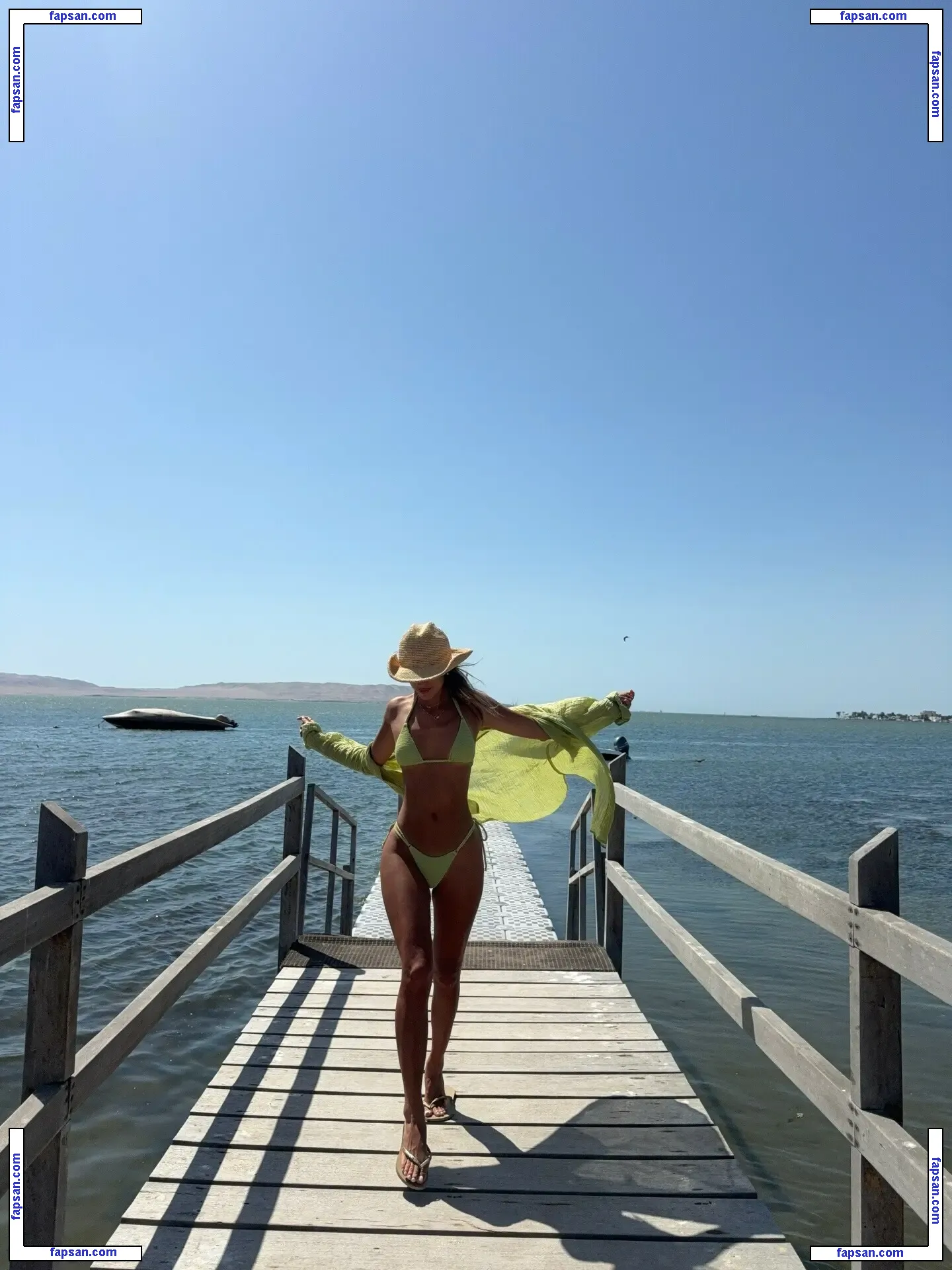 Luana Barron nude photo #0095 from OnlyFans