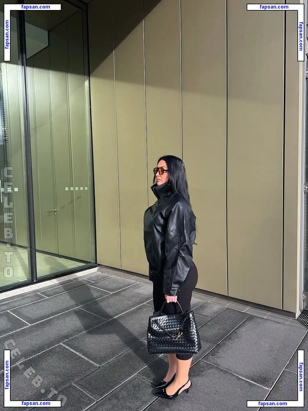 Luana He голая фото #0009 с Онлифанс