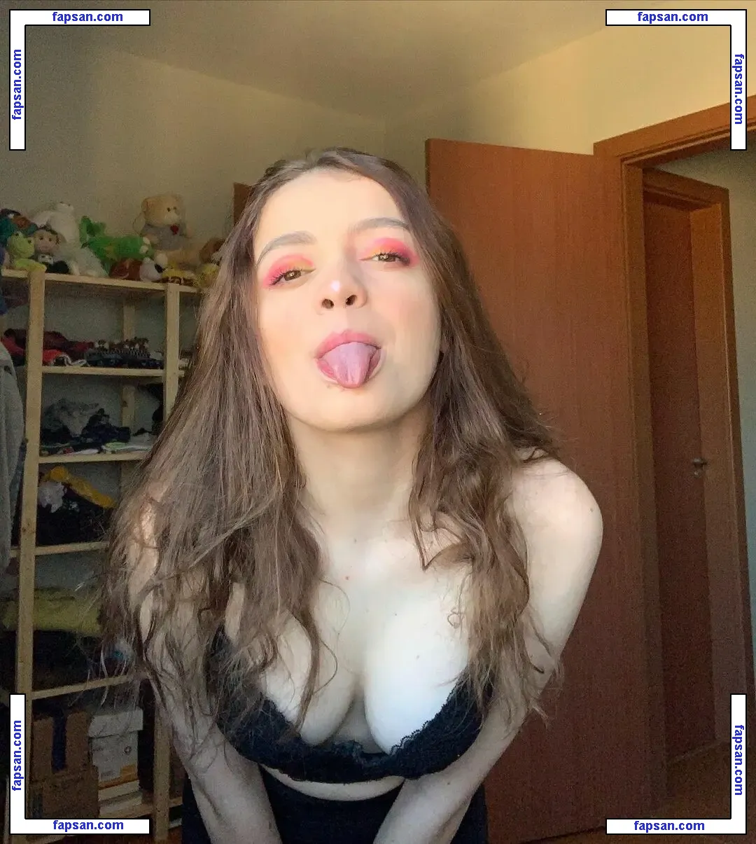 Luana Reinert nude photo #0012 from OnlyFans