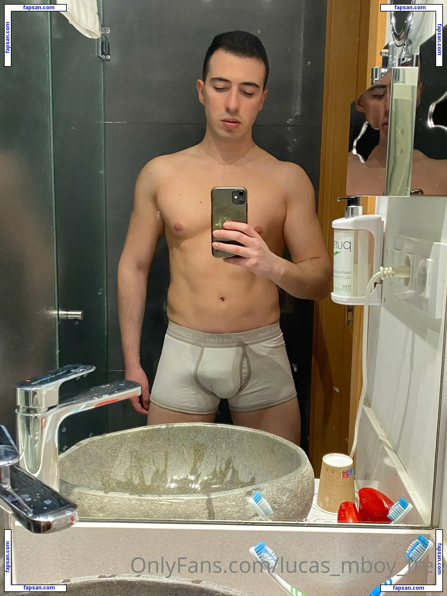 lucas_mboy_free nude photo #0002 from OnlyFans