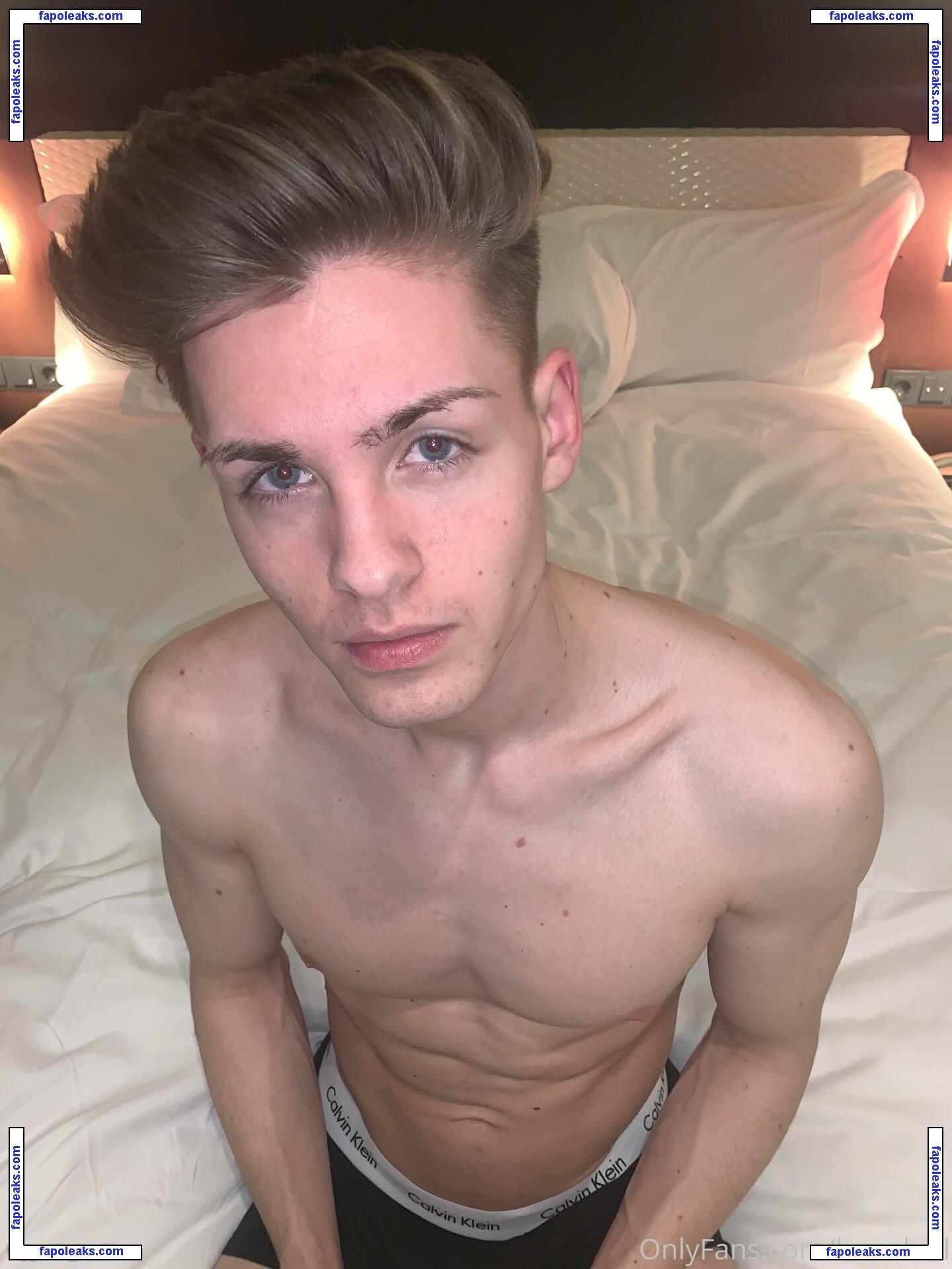 lucashallfree / itslucashall1 nude photo #0002 from OnlyFans