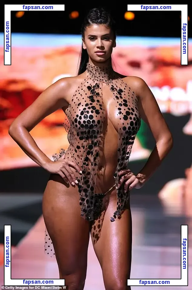 Lucciana Beynon nude photo #0243 from OnlyFans