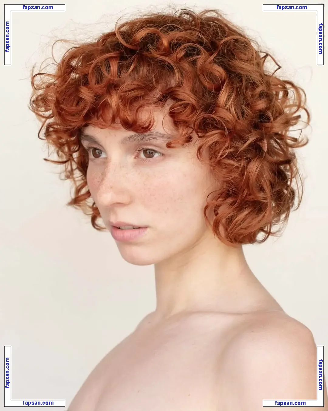 Lucia Inerme голая фото #0006 с Онлифанс