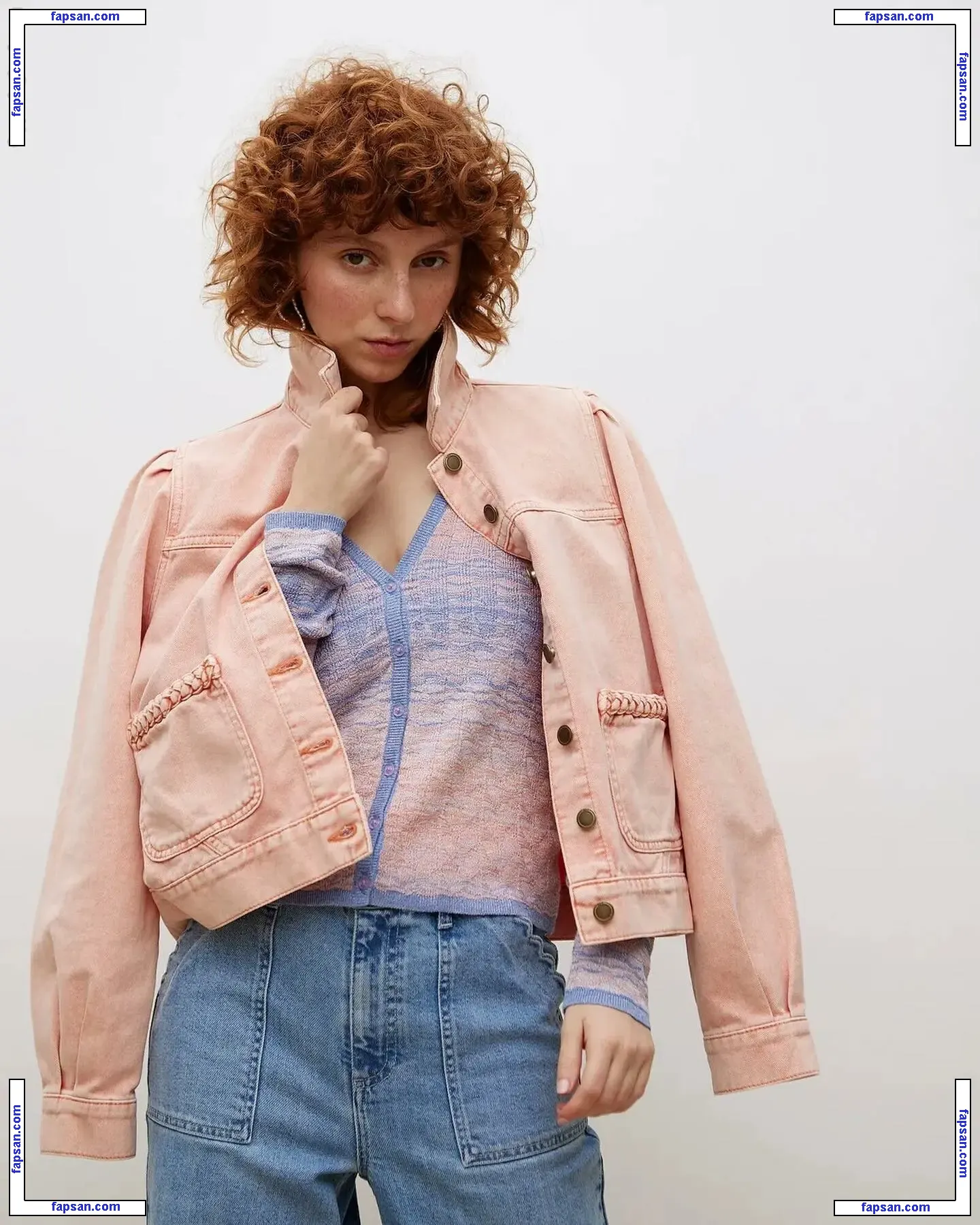 Lucia Inerme голая фото #0008 с Онлифанс