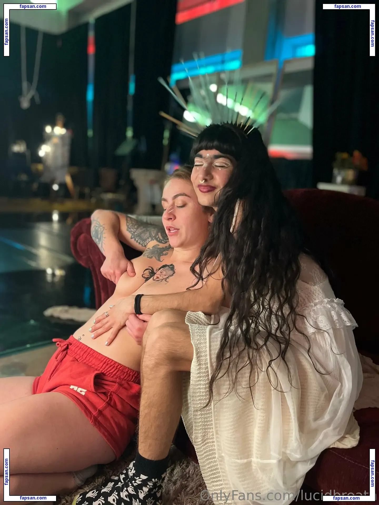 lucidbreath nude photo #0008 from OnlyFans