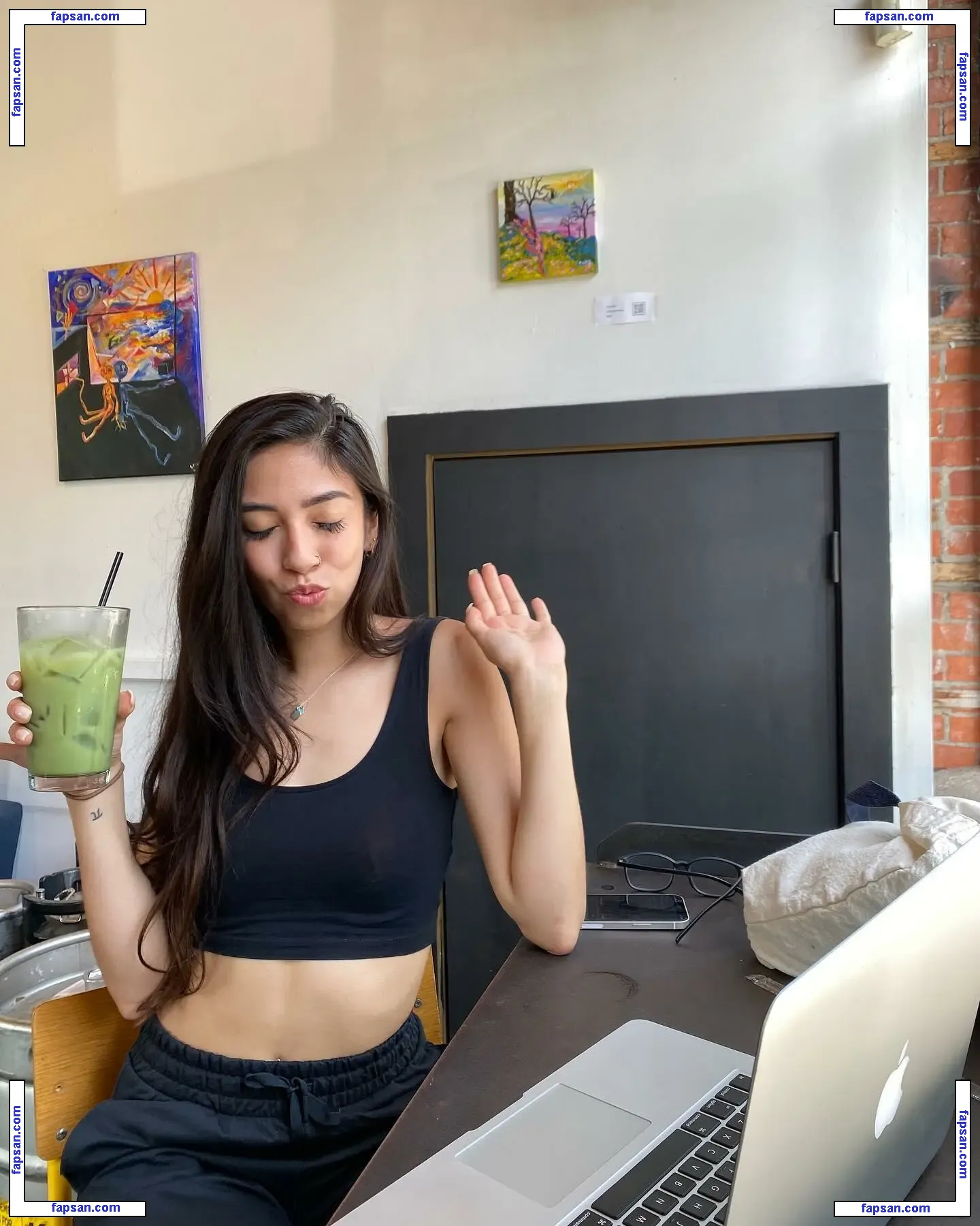 Lucila Erickson голая фото #0008 с Онлифанс