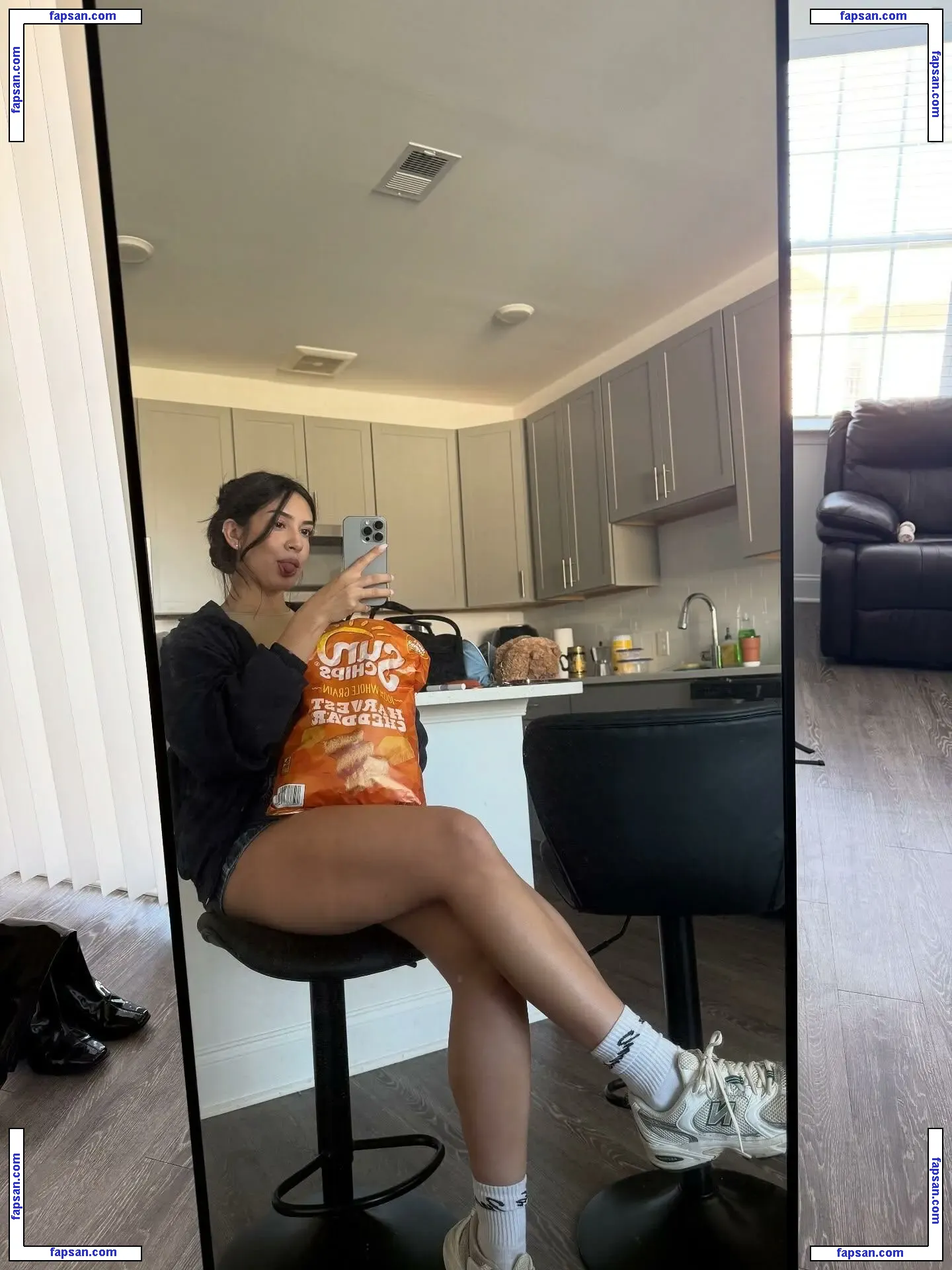 Lucila Erickson голая фото #0024 с Онлифанс