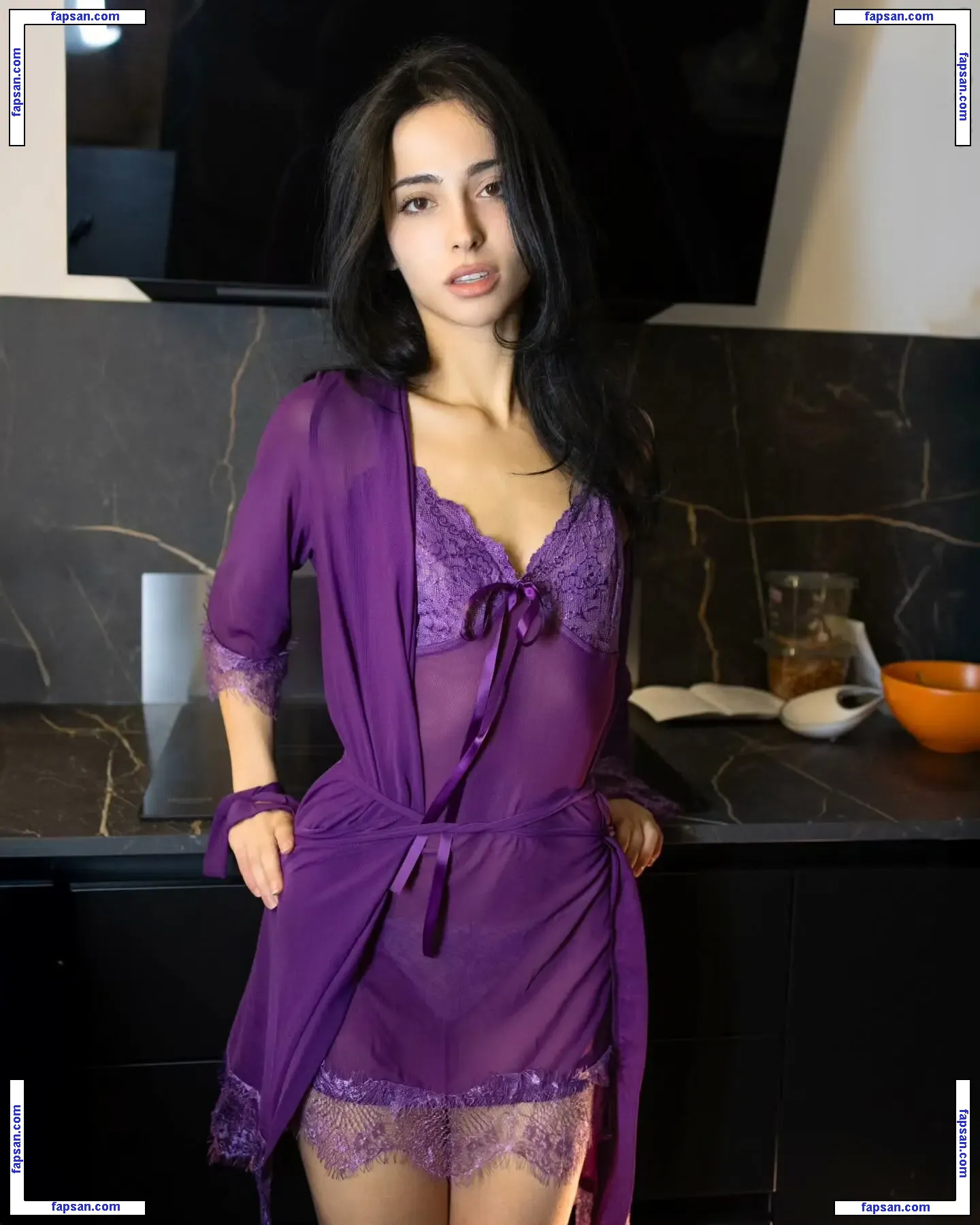 Lucrelisa - la.vica_ (twins) голая фото #0003 с Онлифанс