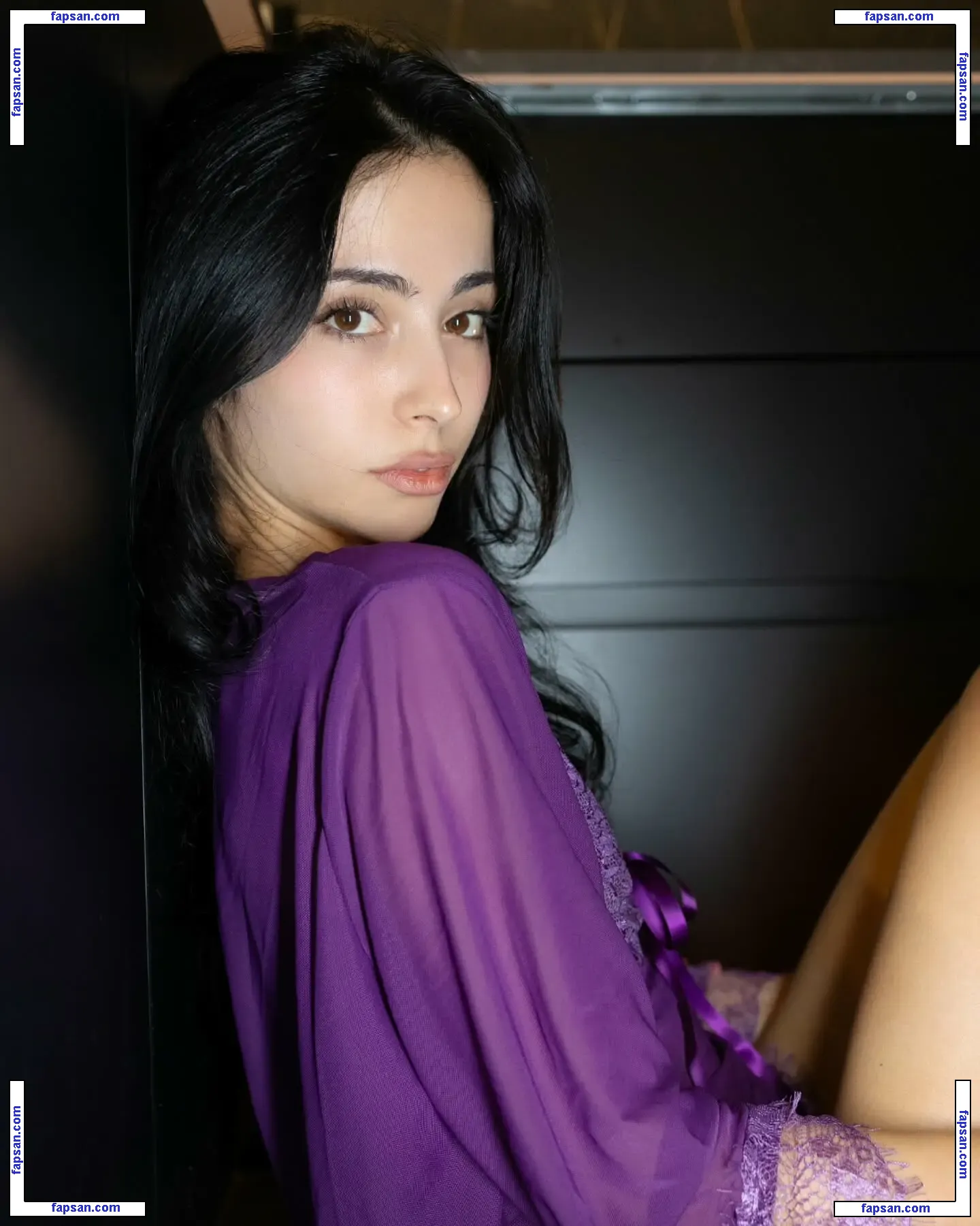 Lucrelisa - la.vica_ (twins) голая фото #0018 с Онлифанс