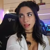 Lucrelisa - la.vica_ (twins) голая #0013