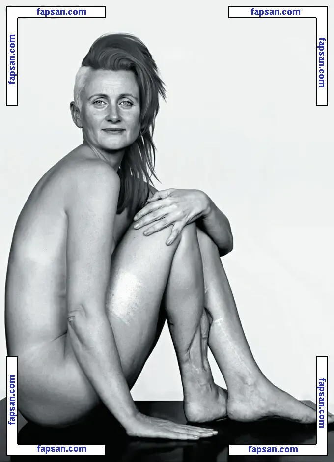 Lucy Bloom голая фото #0003 с Онлифанс