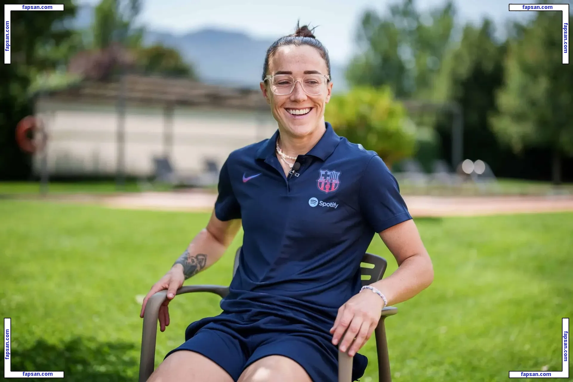 Lucy Bronze nude photo #0003 from OnlyFans