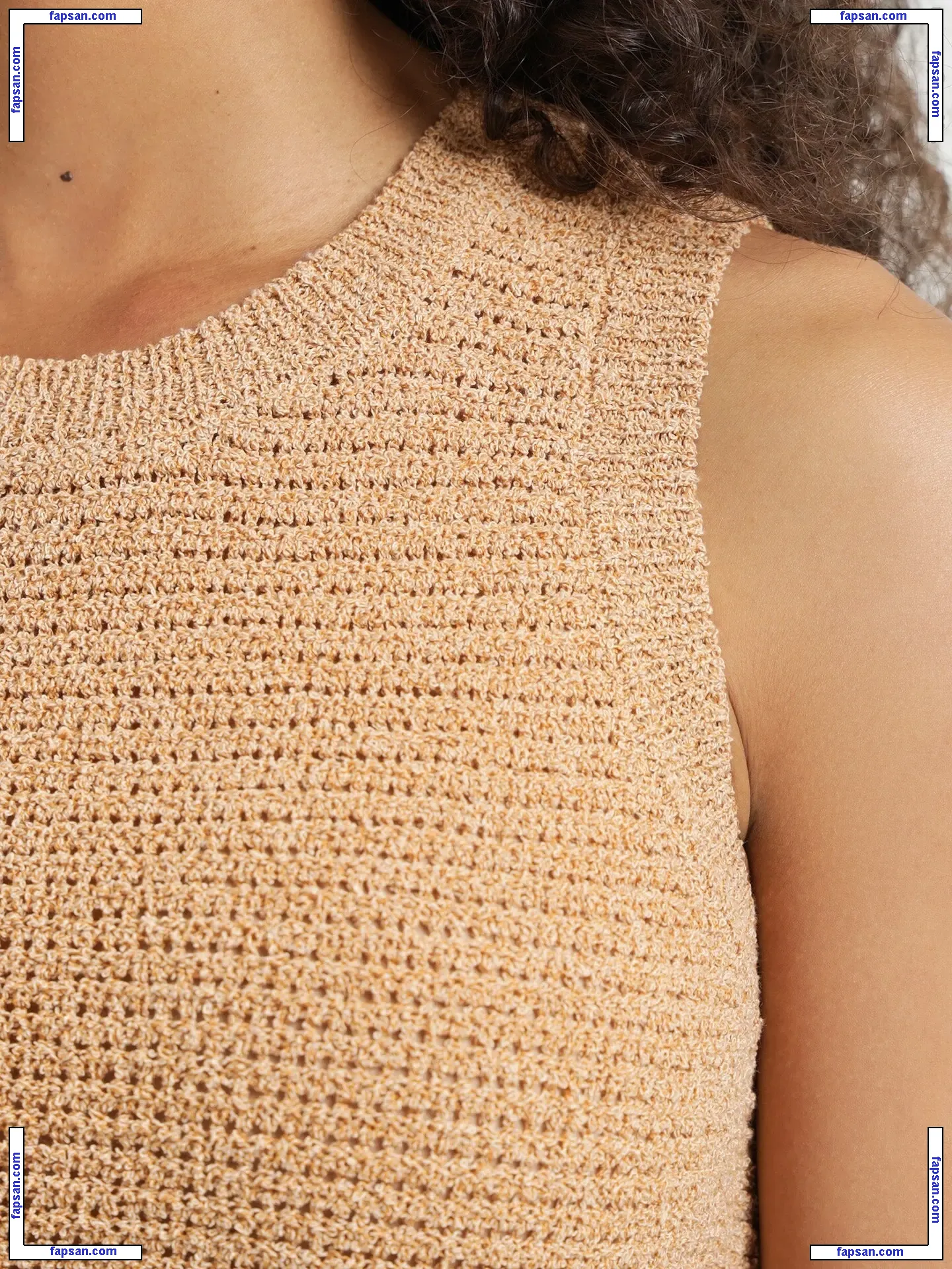 Lucy Ember nude photo #0007 from OnlyFans