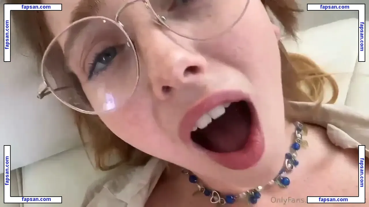 Lucy Foxx nude photo #0006 from OnlyFans