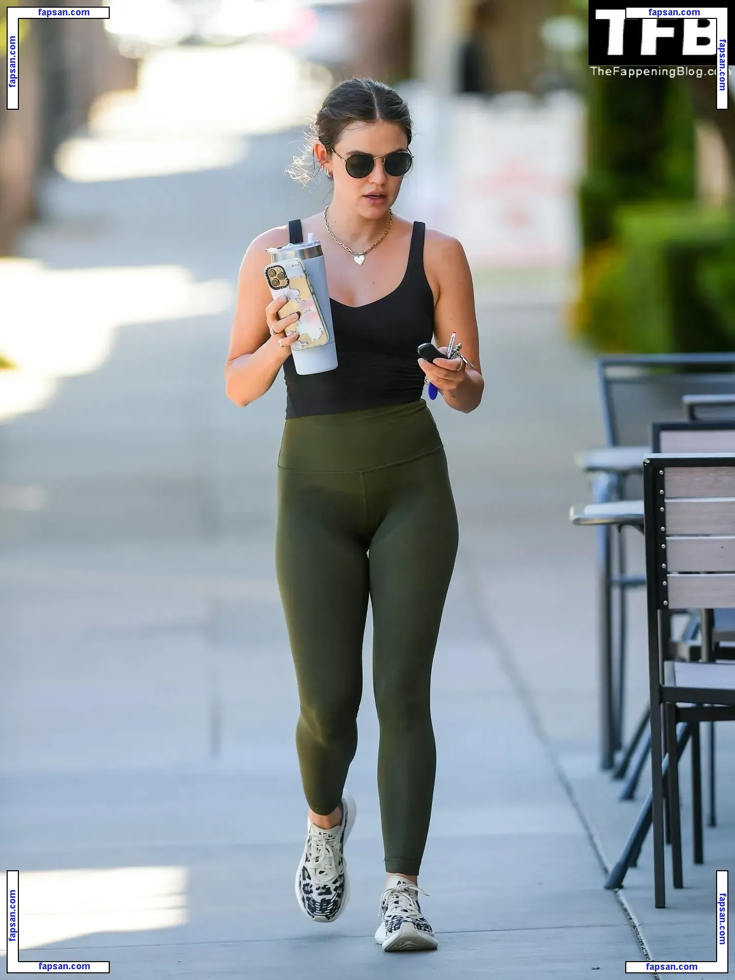 Lucy Hale голая фото #1649 с Онлифанс