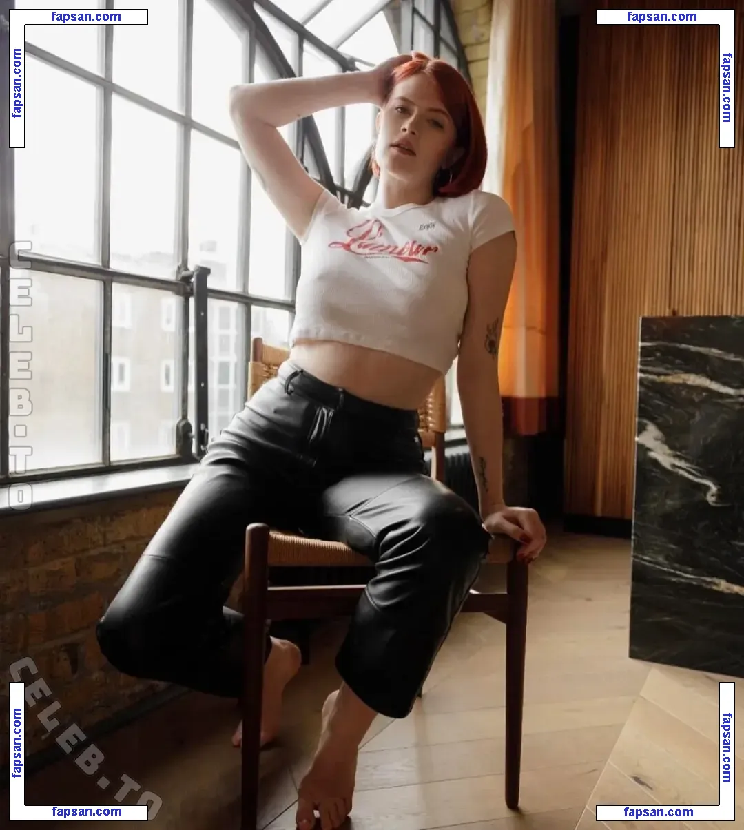 Lucy Huxley голая фото #0018 с Онлифанс