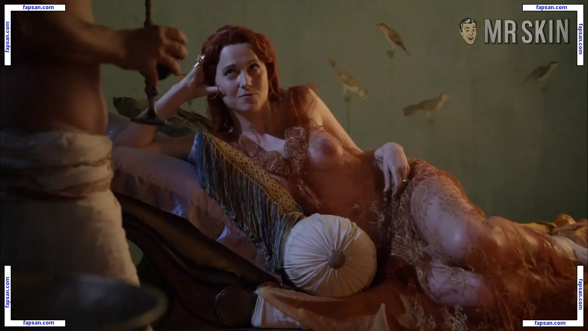 Lucy Lawless nude photo #0274 from OnlyFans