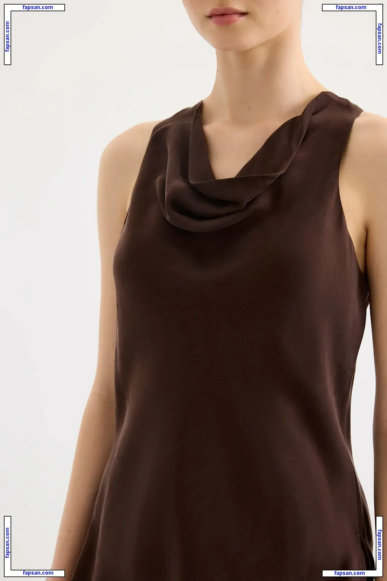 Lucy Raven голая фото #0010 с Онлифанс