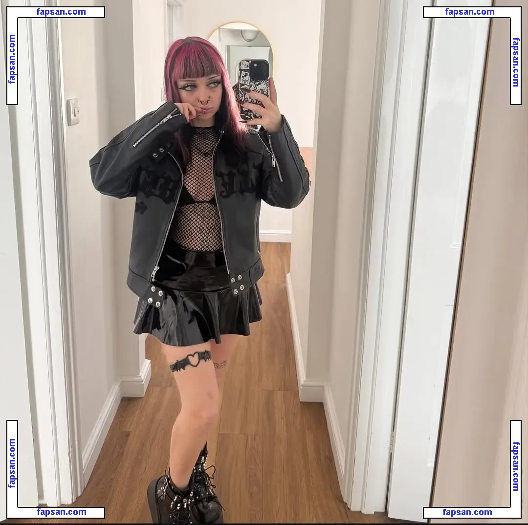lucyandersonnxx nude photo #0008 from OnlyFans